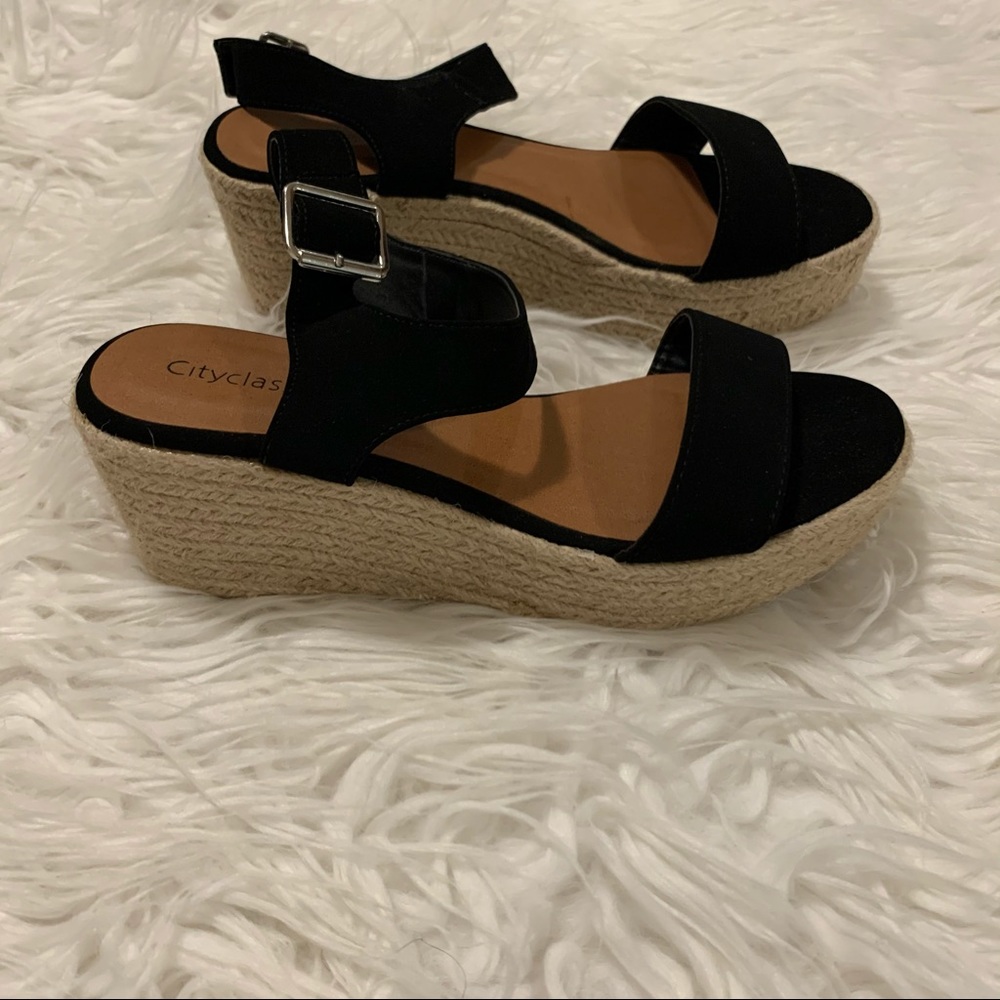 Pre Loved Black Espadrilles - Picture 3 of 4